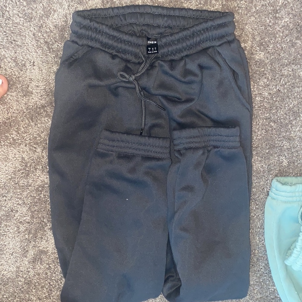 charcoal gray joggers